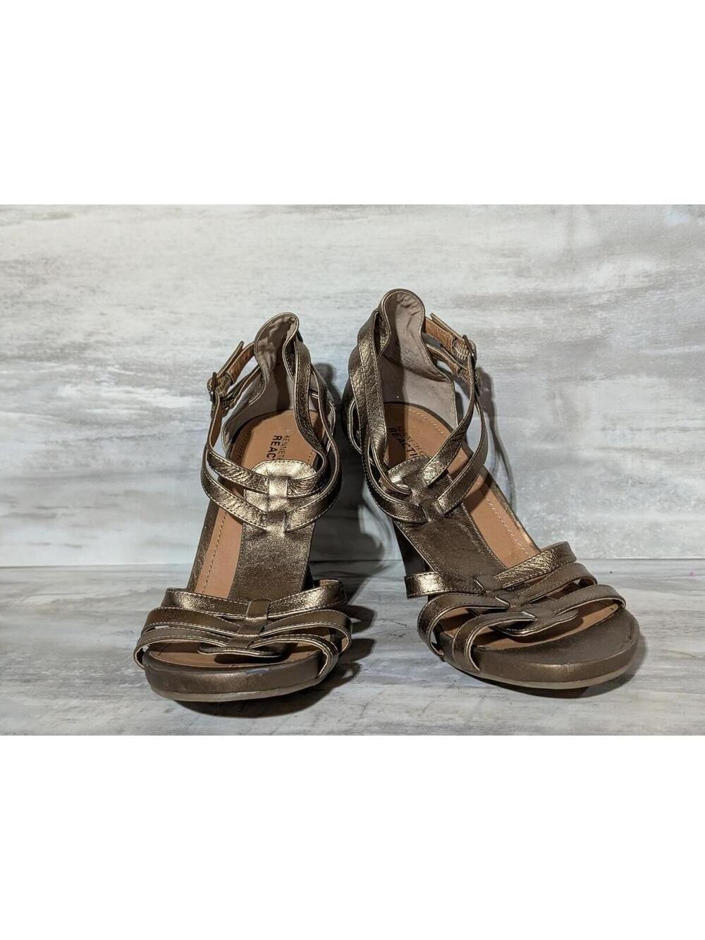Kenneth Cole Reaction Metallic Gold Strappy Block Heel Sandals Sz 11